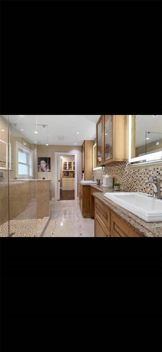 OAK RIDGE - Residential