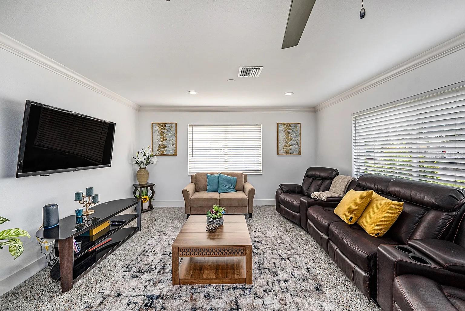 TOWNN COUNTRY PARK UN 06 - Residential Lease