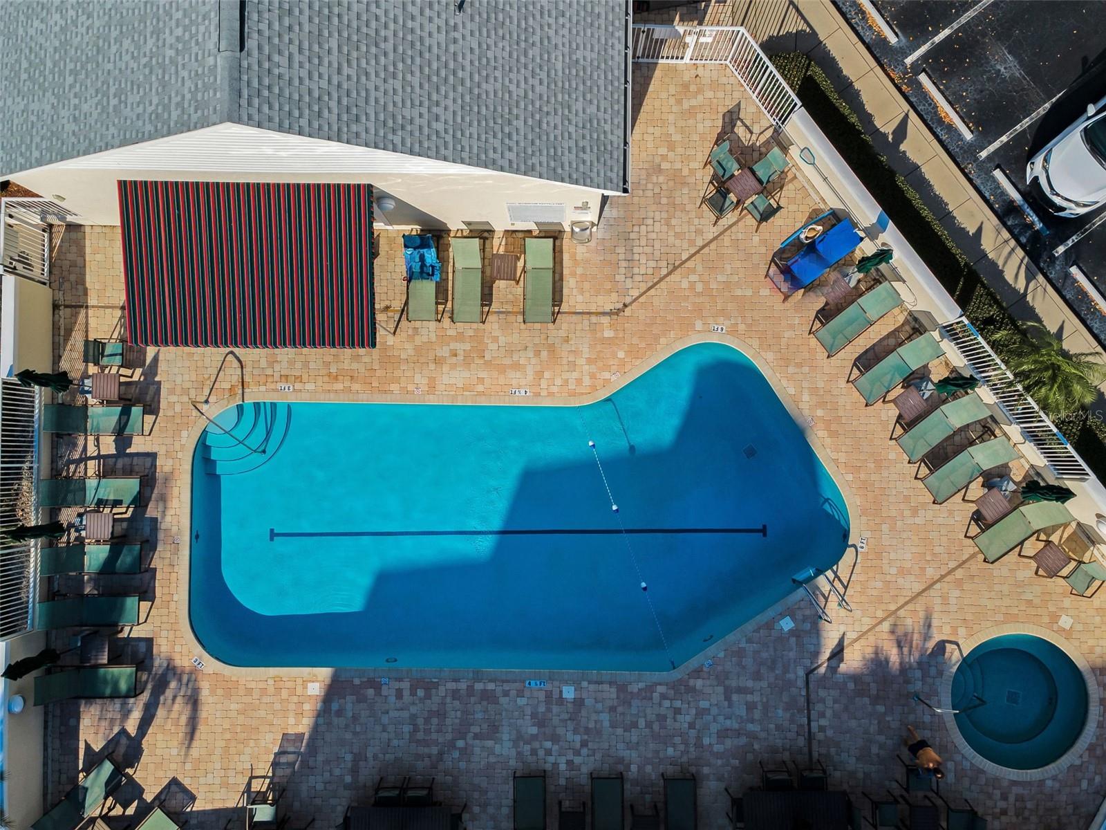 COUNTRY CLUB CONDO AT EAST BAY - Residential