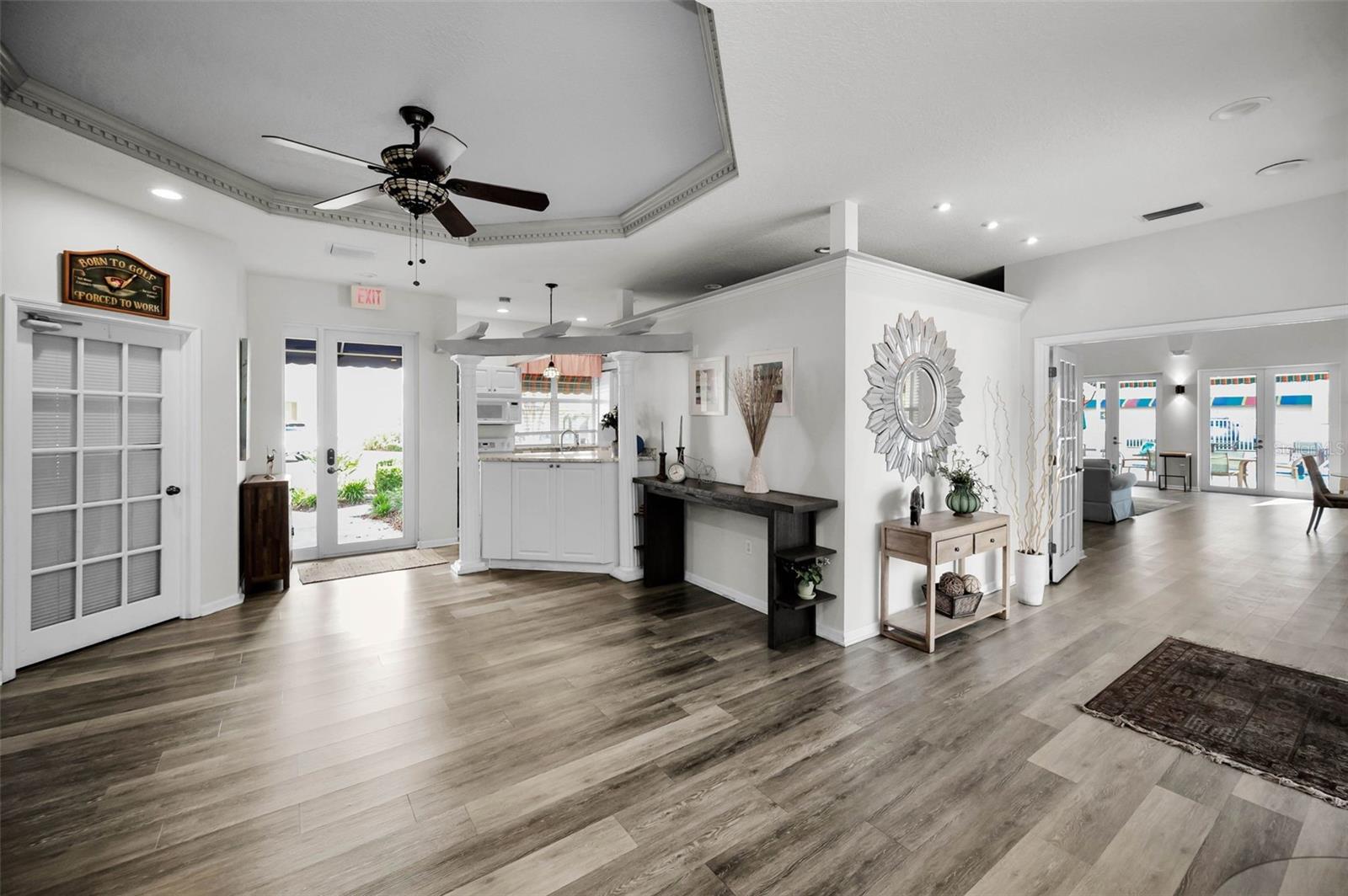 COUNTRY CLUB CONDO AT EAST BAY - Residential