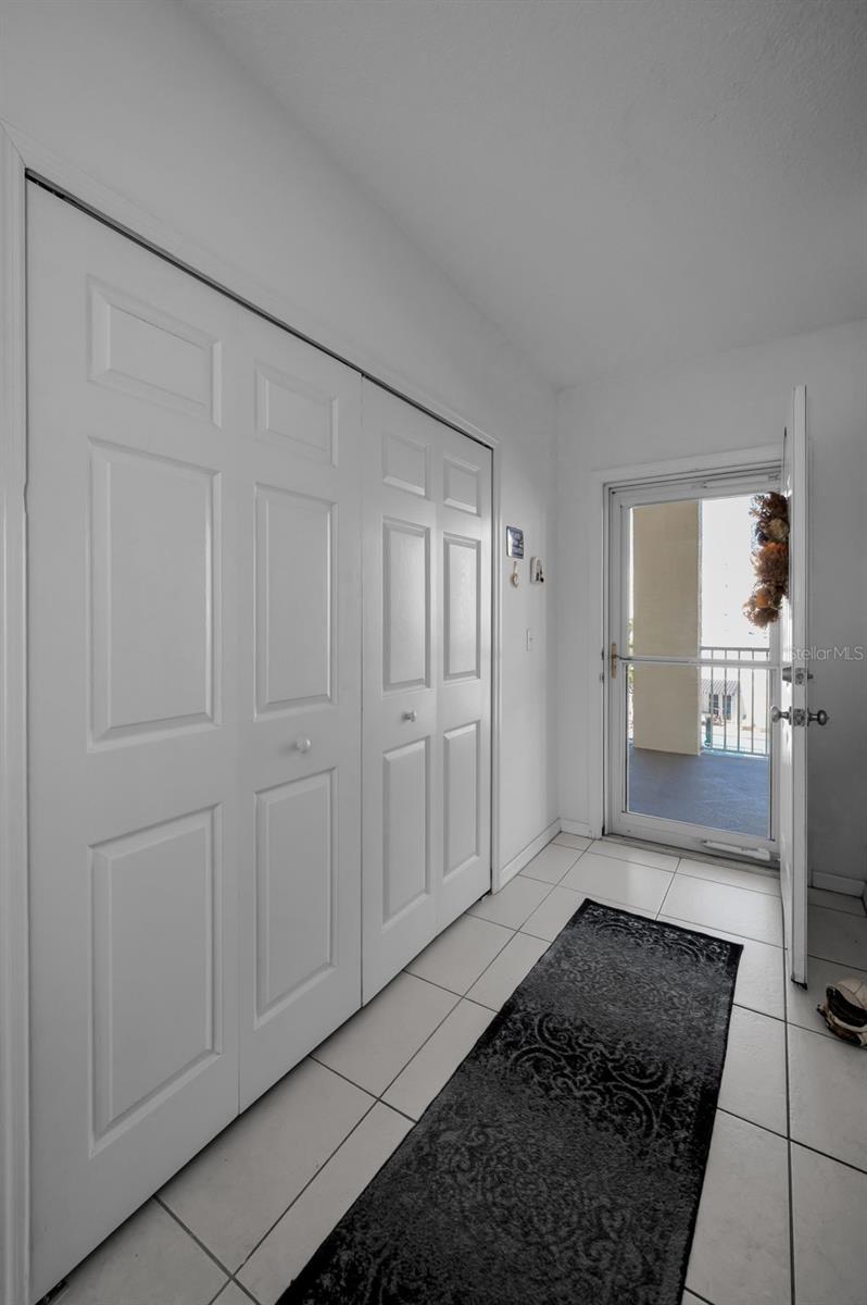 COUNTRY CLUB CONDO AT EAST BAY - Residential