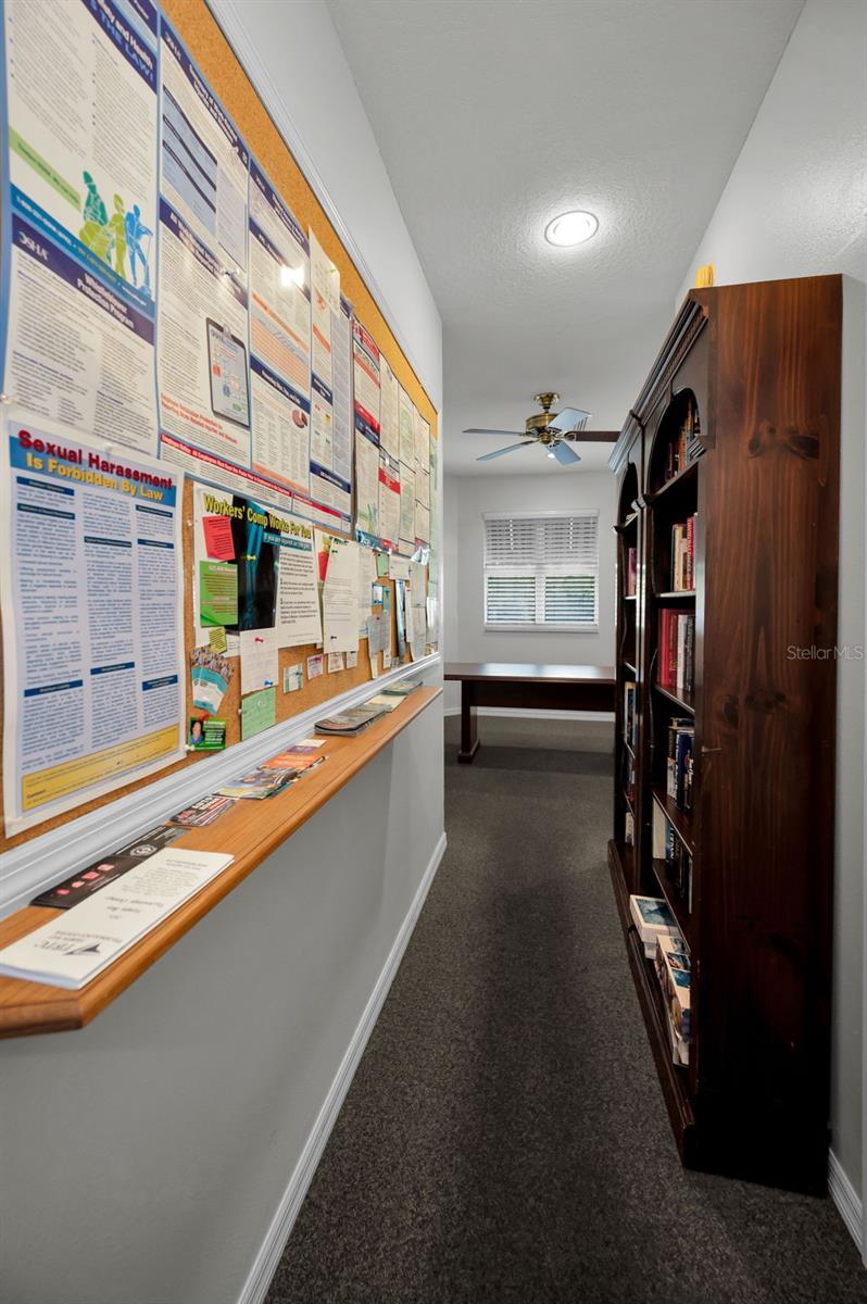 COUNTRY CLUB CONDO AT EAST BAY - Residential