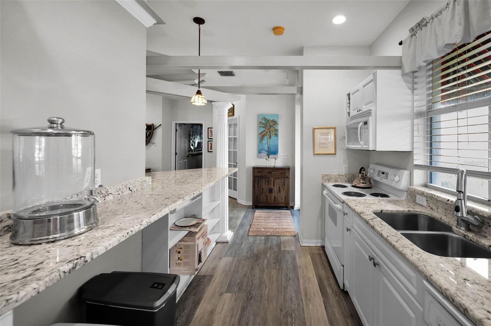 COUNTRY CLUB CONDO AT EAST BAY - Residential