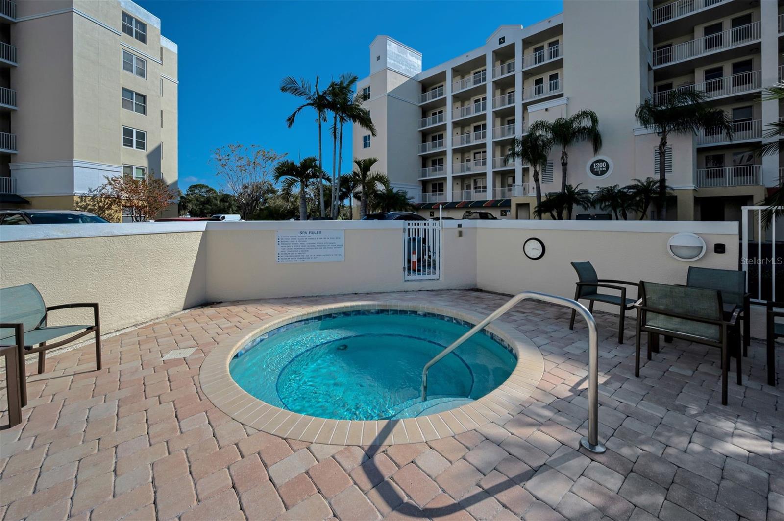 COUNTRY CLUB CONDO AT EAST BAY - Residential