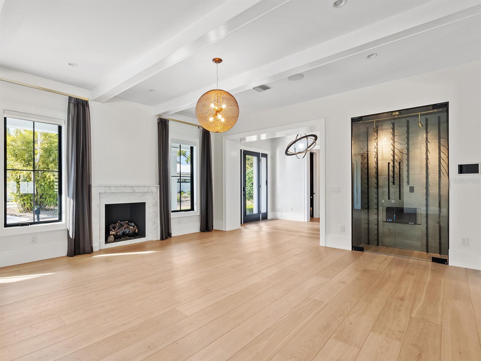 CHARMONT - Residential