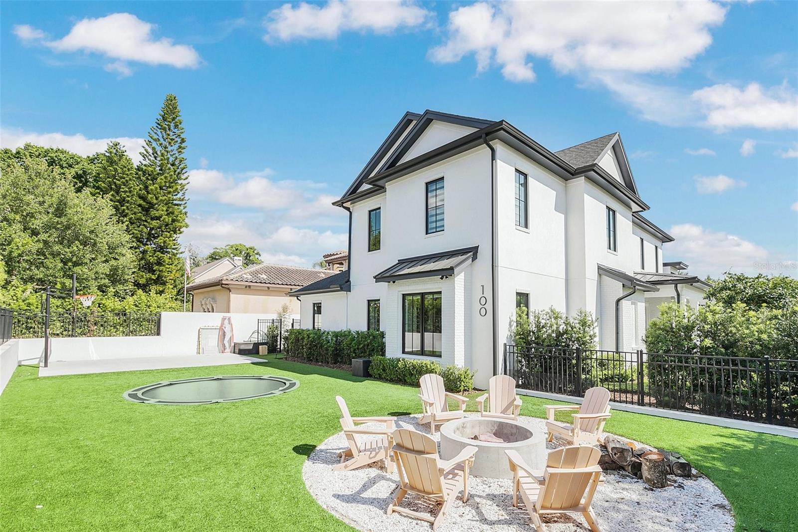 CHARMONT - Residential