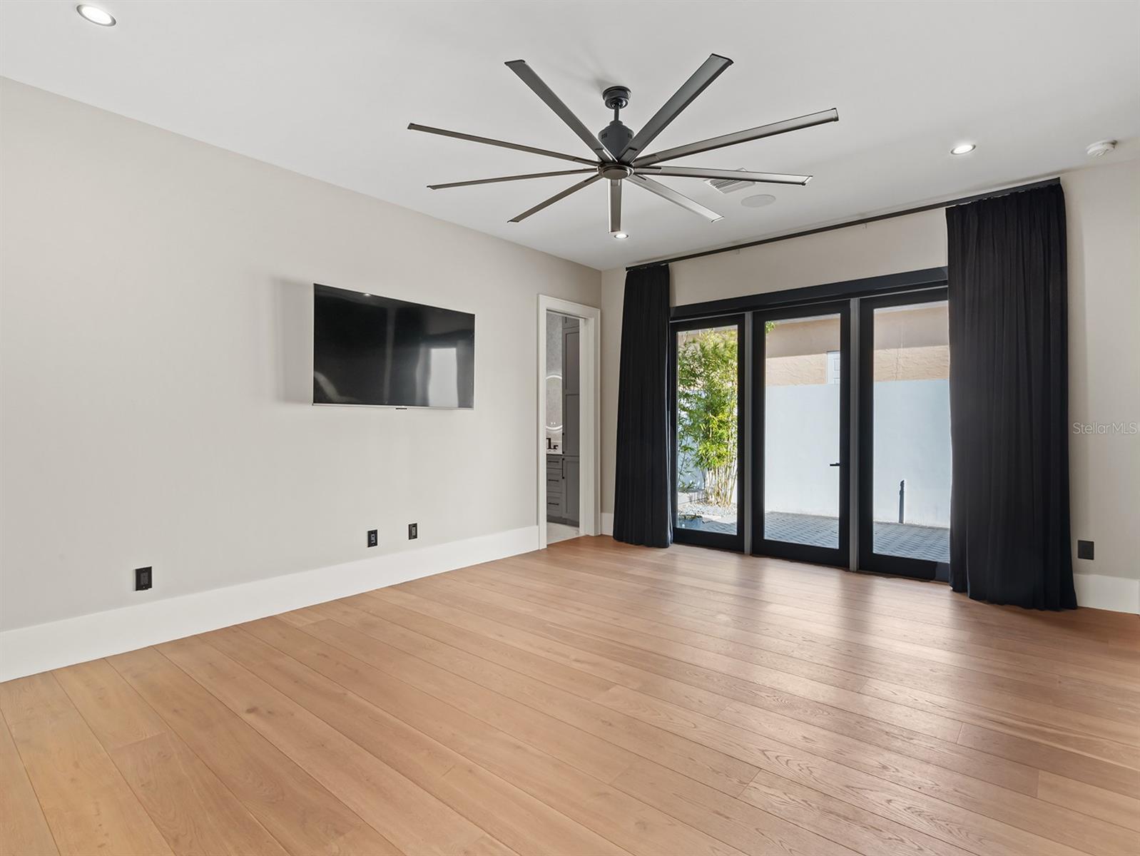 CHARMONT - Residential