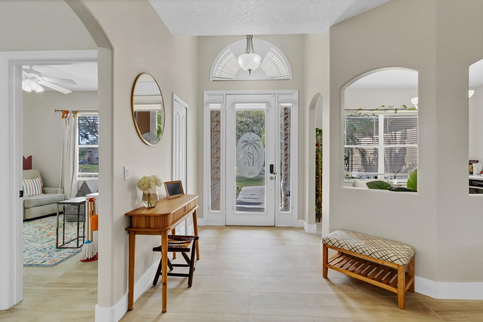 1913 LAZY OAKS LOOP