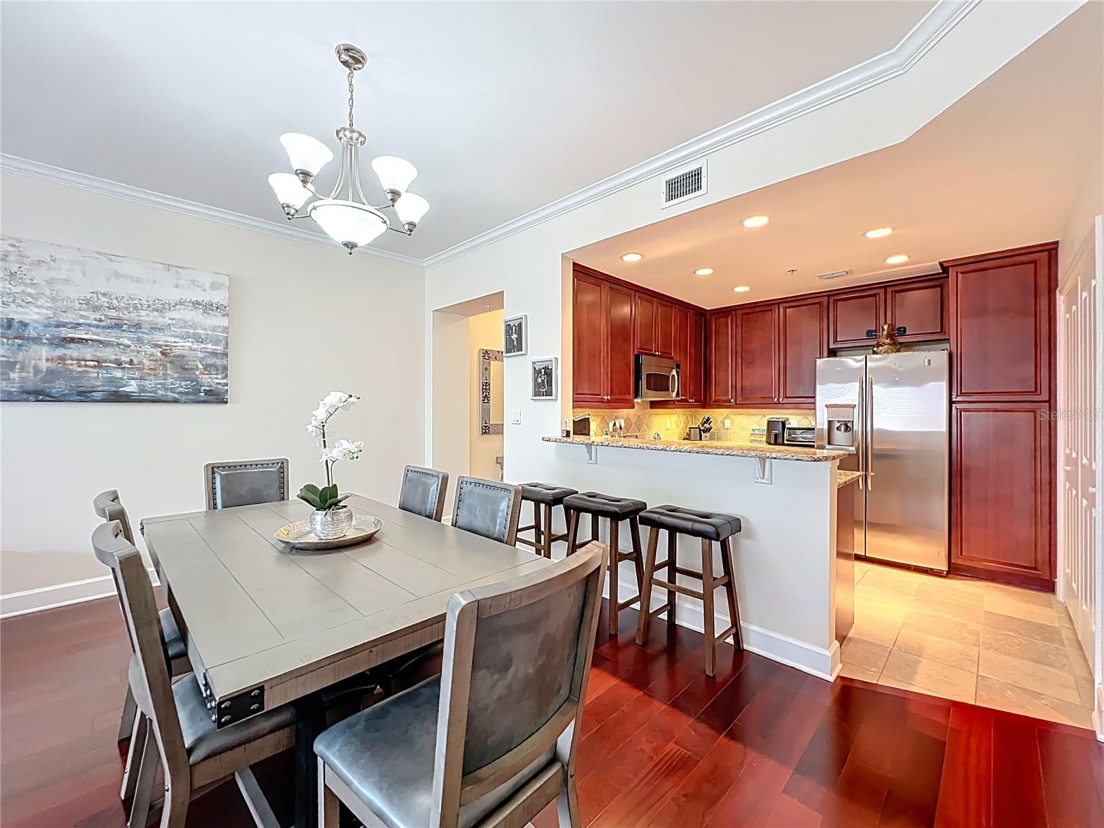 WELLESLEY CONDO - Residential