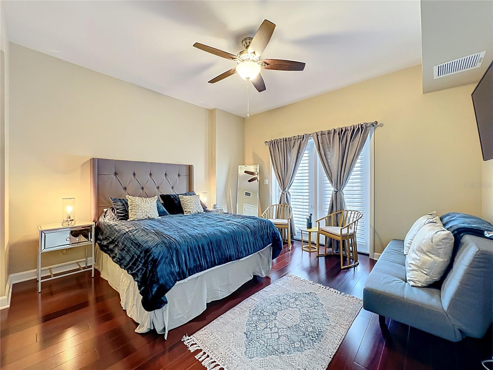 WELLESLEY CONDO - Residential