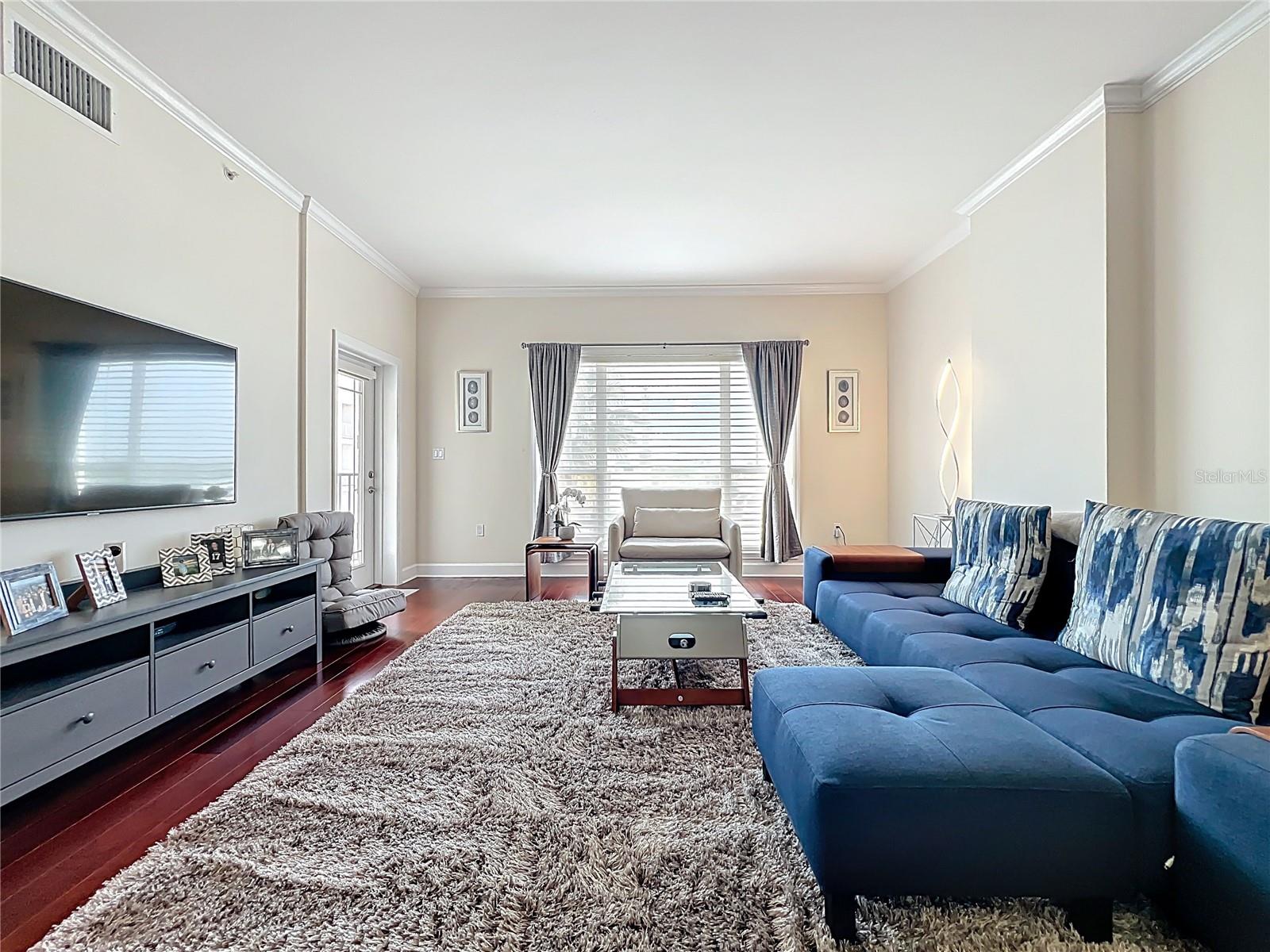 WELLESLEY CONDO - Residential