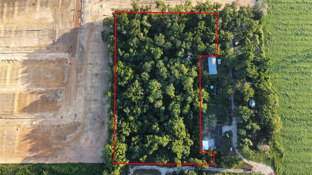 Photo of Skyline Drive, Dade City, FL 33523 (MLS # TB8411793)