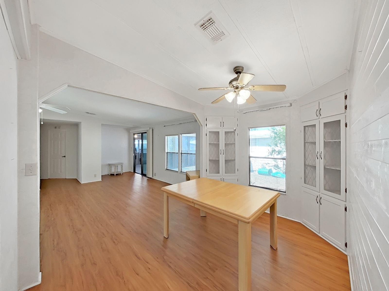 FOXWOOD LAKE ESTATES PH 01 - Residential