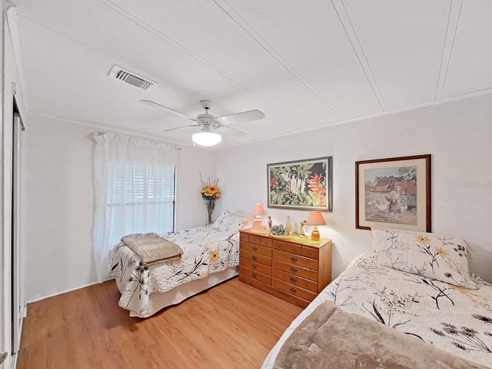 FOXWOOD LAKE ESTATES PH 01 - Residential