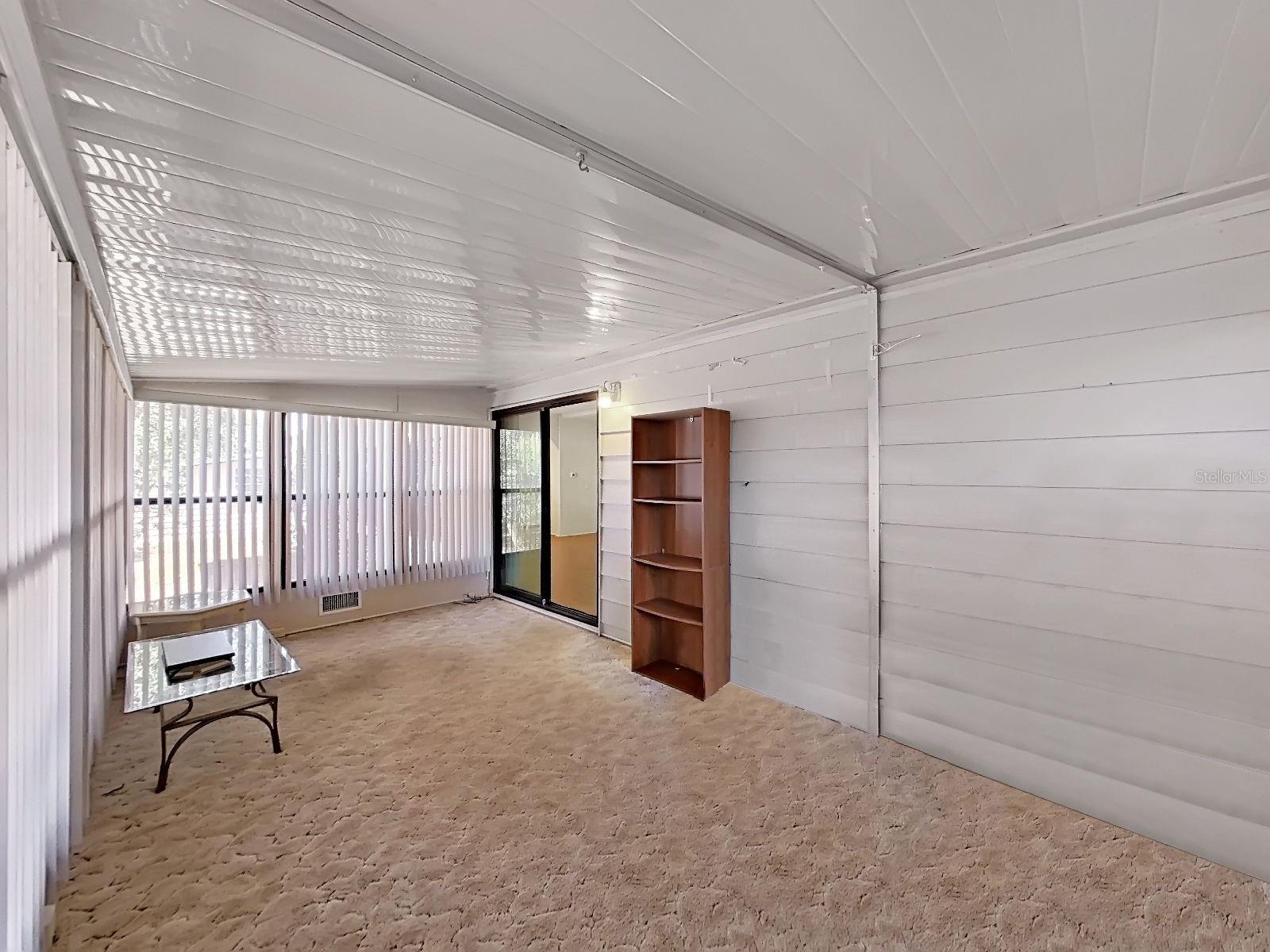 FOXWOOD LAKE ESTATES PH 01 - Residential