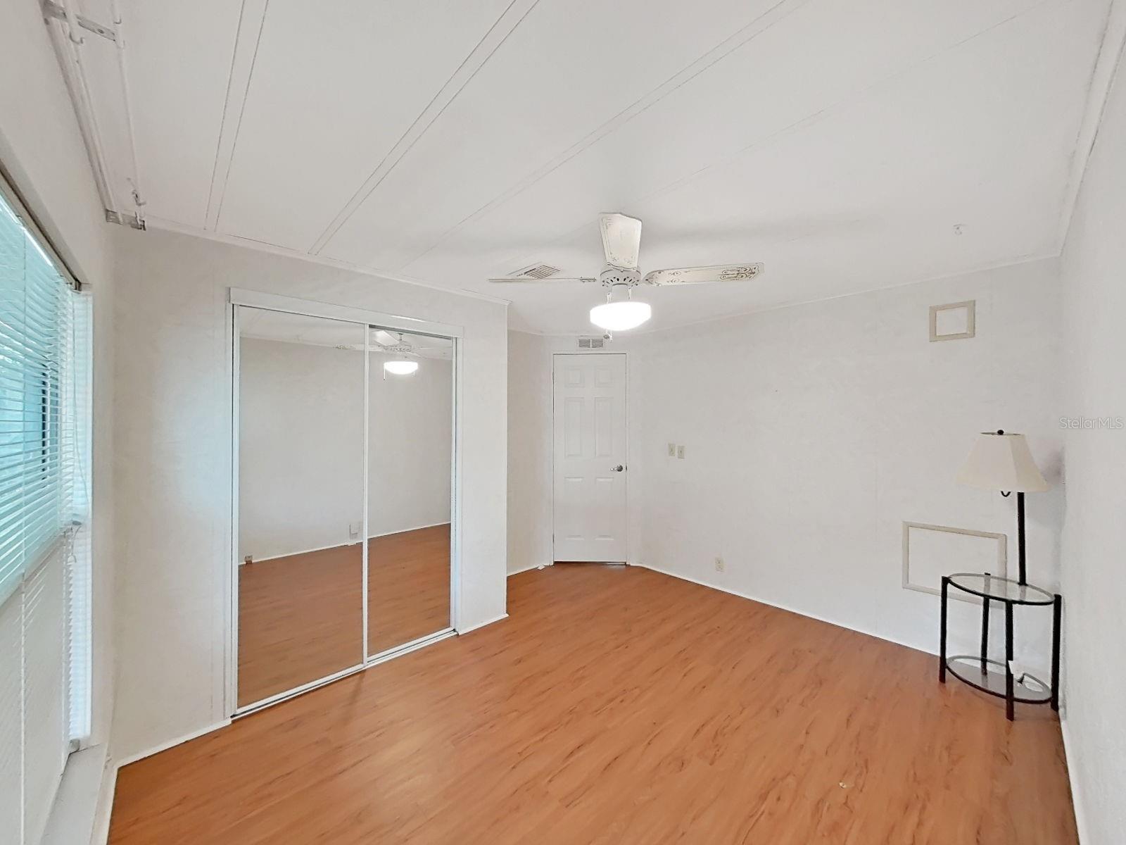 FOXWOOD LAKE ESTATES PH 01 - Residential