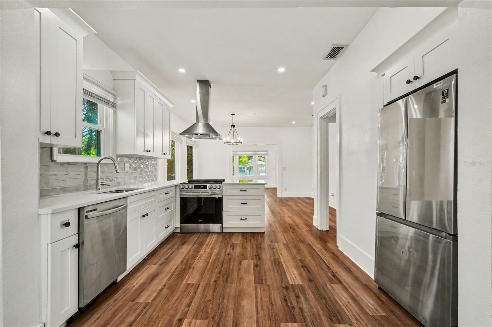 Search Properties for Sale 3 2527 HIGHLAND STREET S