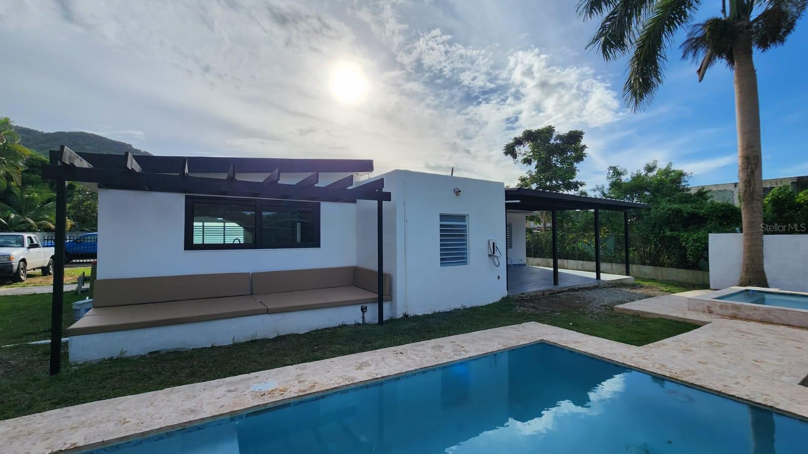 COLINAS DEL YUNQUE - Residential