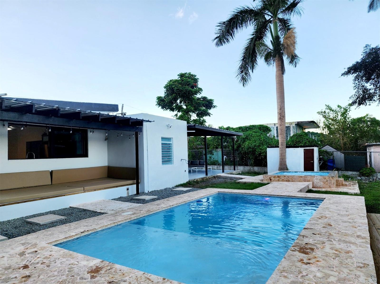 COLINAS DEL YUNQUE - Residential