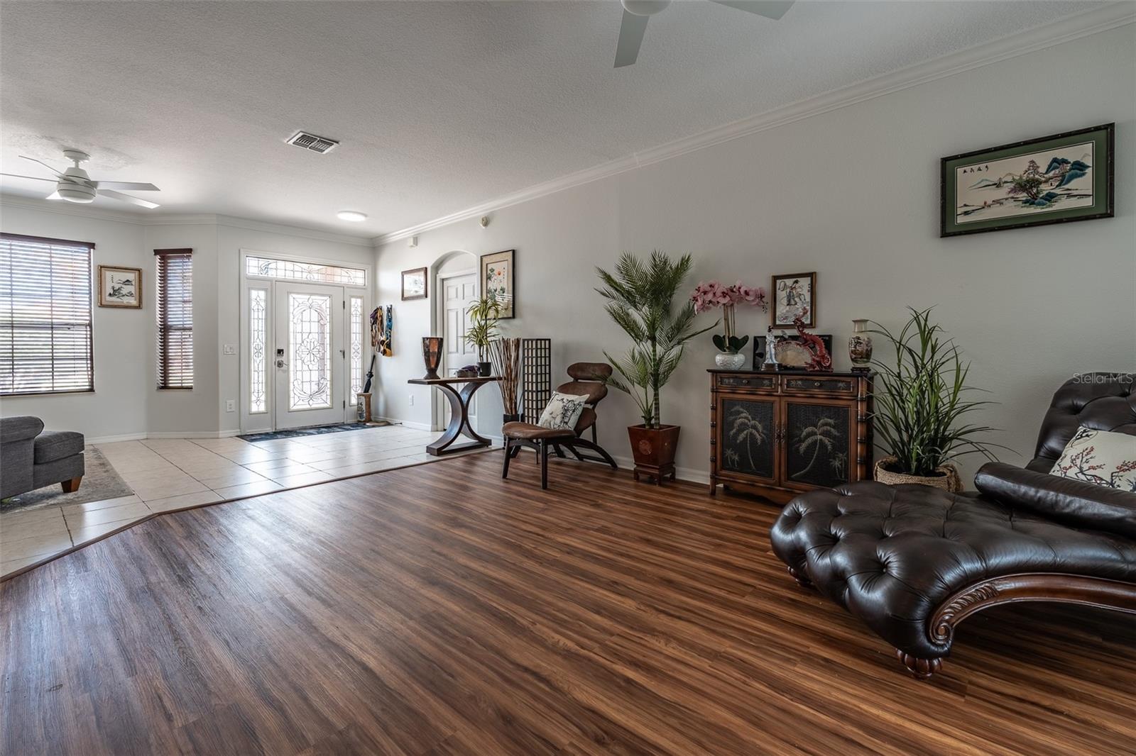 SUMMERGLEN - Residential