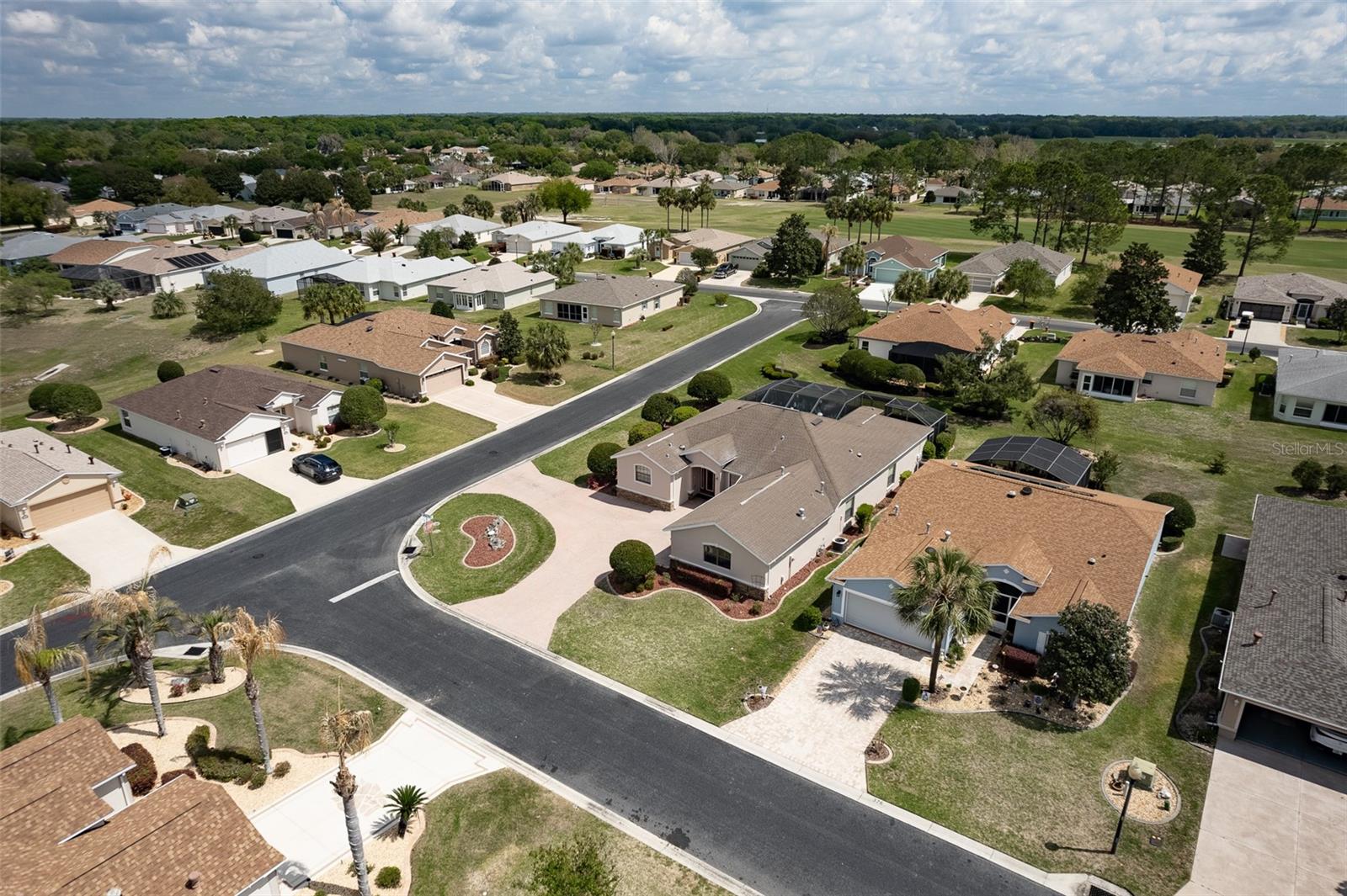 SUMMERGLEN - Residential