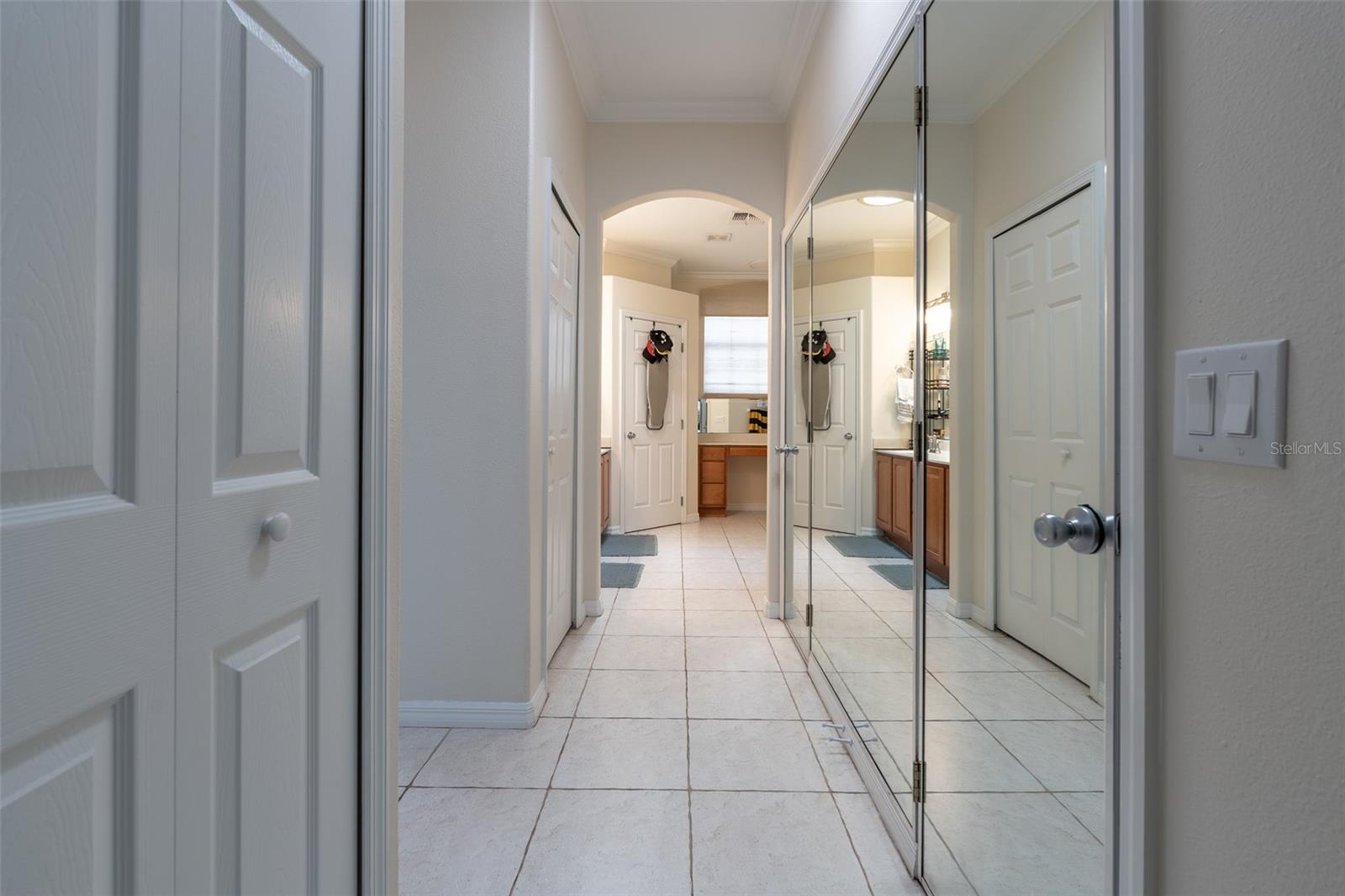 SUMMERGLEN - Residential