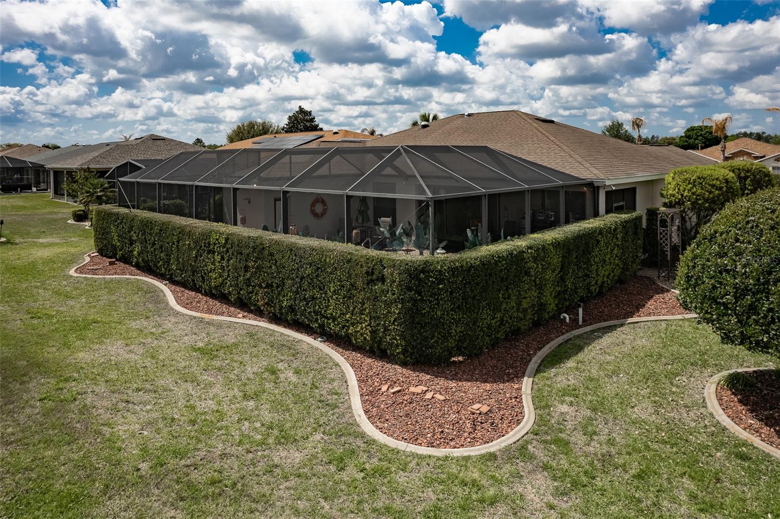 SUMMERGLEN - Residential