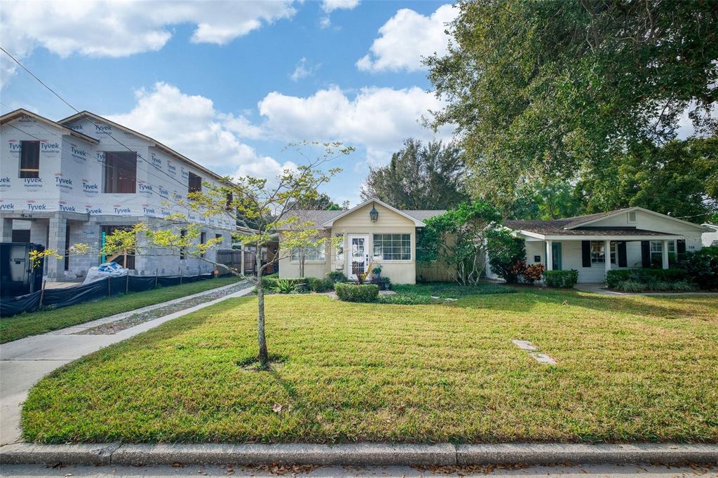 Photo of 110 W King Street, Orlando, FL 32804 (MLS # O6367992)