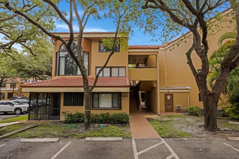 15499 MIAMI LAKEWAY N 208 MIAMI LAKES FL 33014