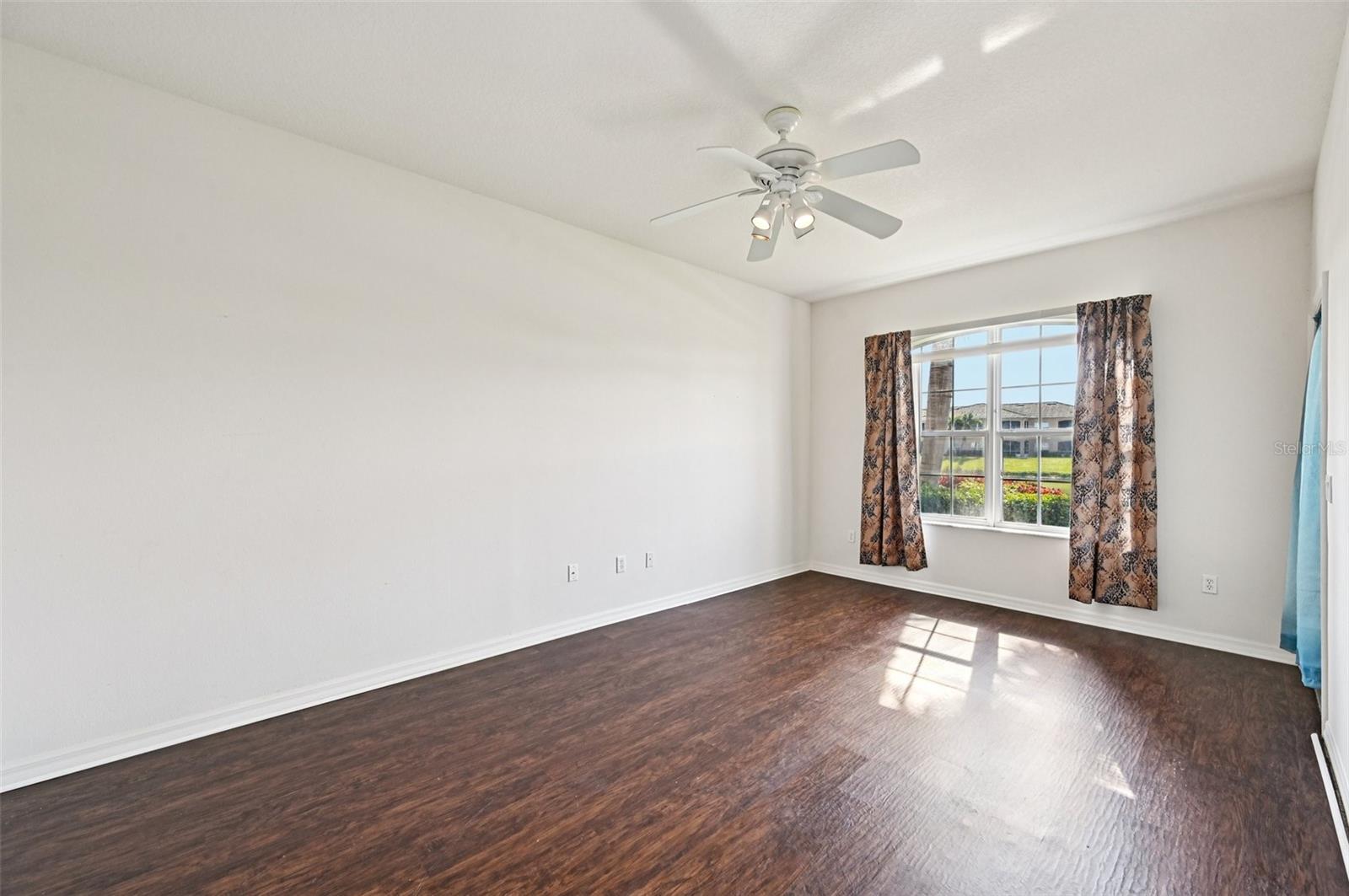 HIDDEN LAKE PH 3 - Residential