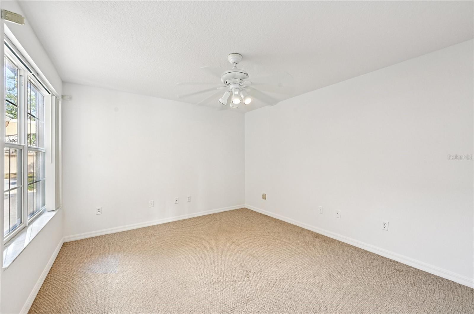 HIDDEN LAKE PH 3 - Residential