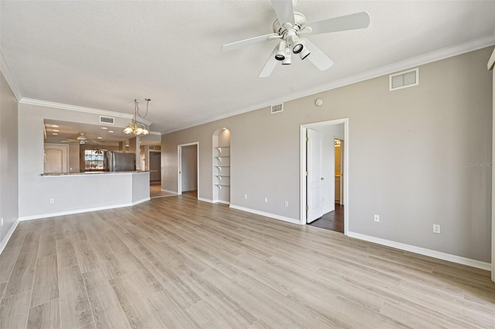 HIDDEN LAKE PH 3 - Residential