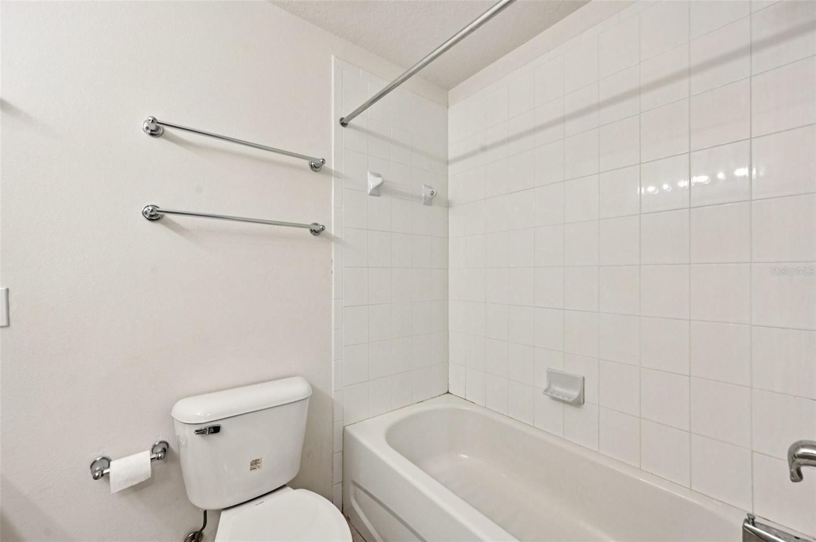 HIDDEN LAKE PH 3 - Residential