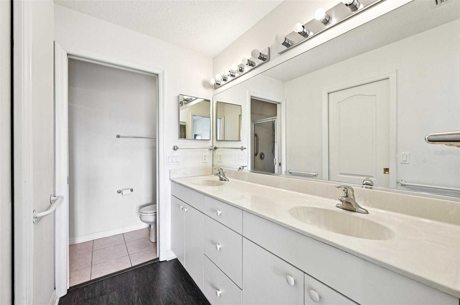 HIDDEN LAKE PH 3 - Residential