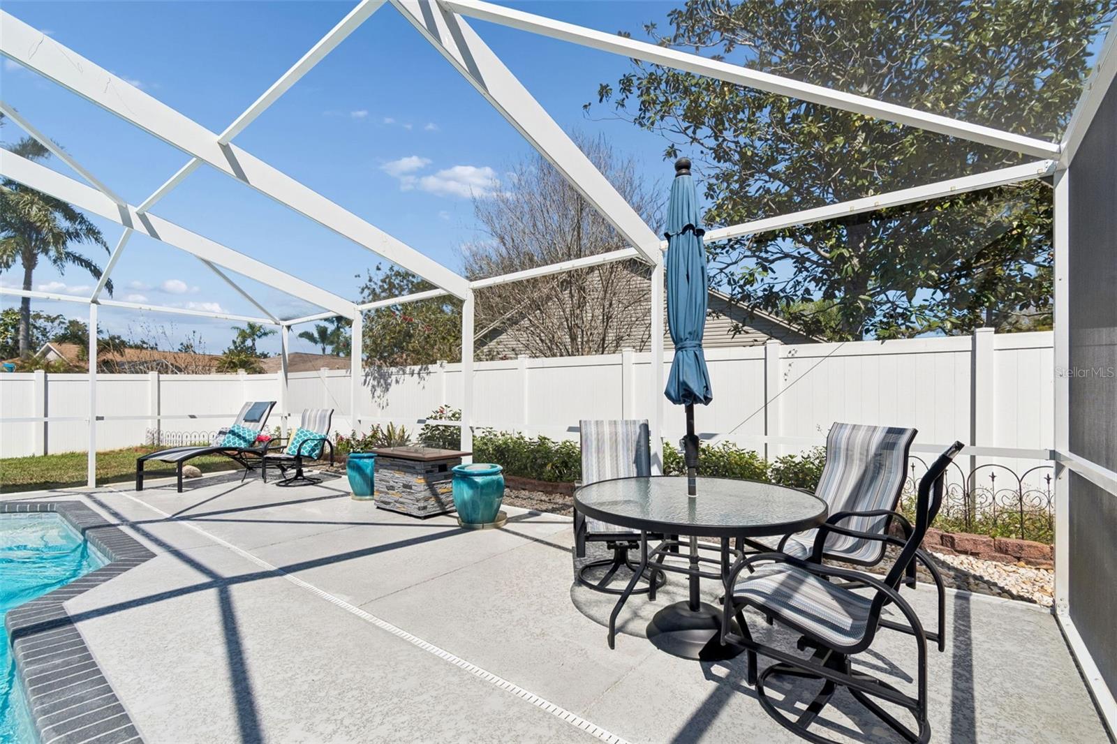 CARROLLTON LAKES - Residential