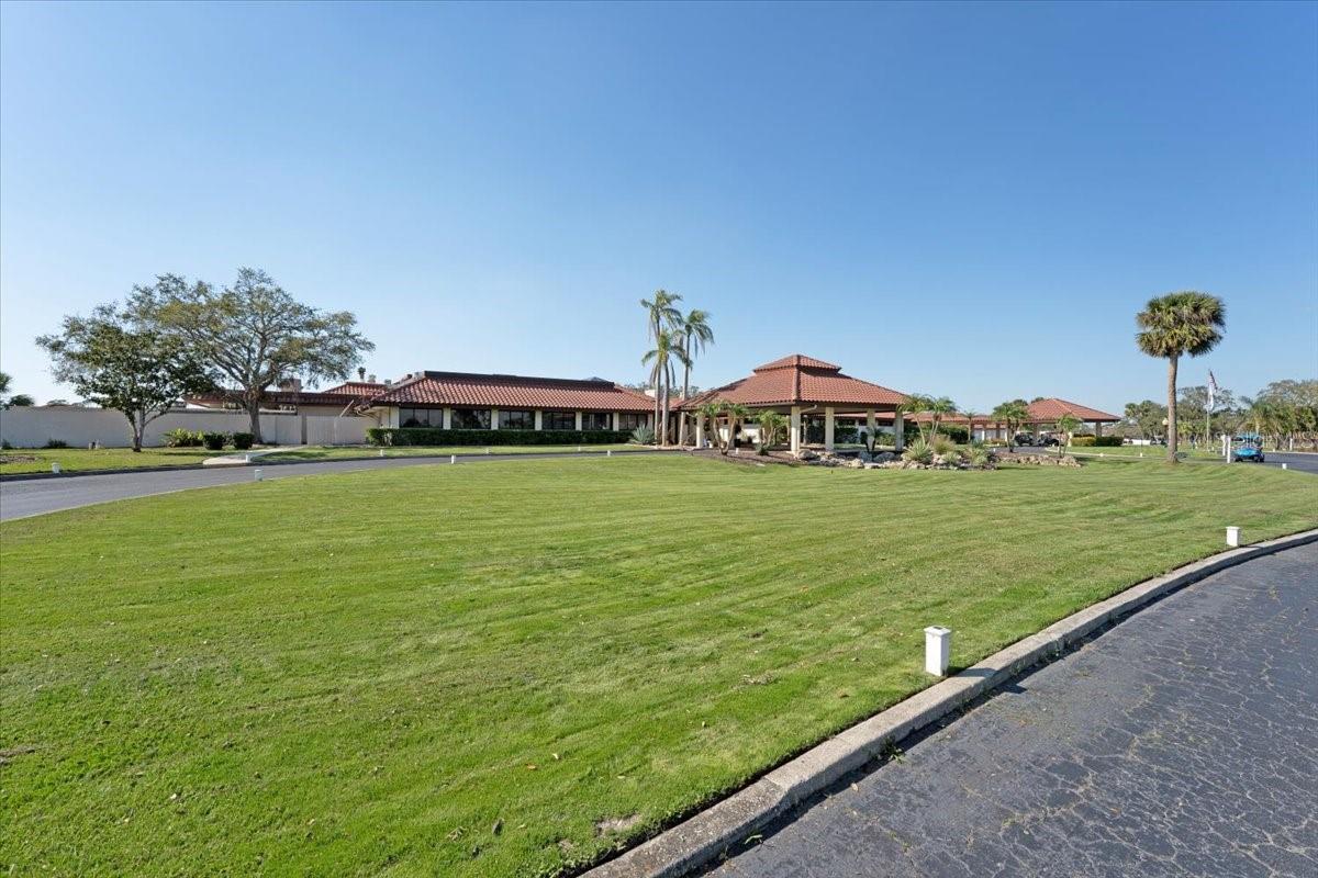 WOODLAKE VILLAS AT PALM-AIRE V - Residential