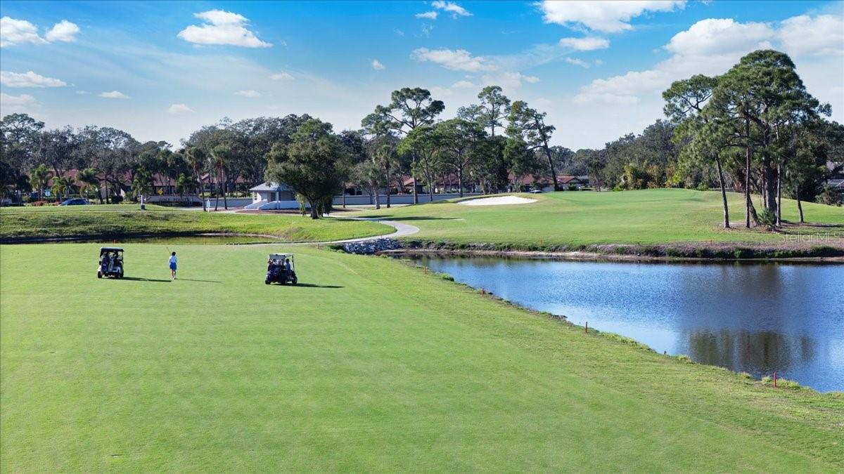 WOODLAKE VILLAS AT PALM-AIRE V - Residential