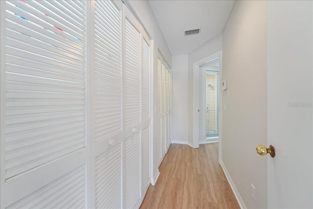 WOODLAKE VILLAS AT PALM-AIRE V - Residential