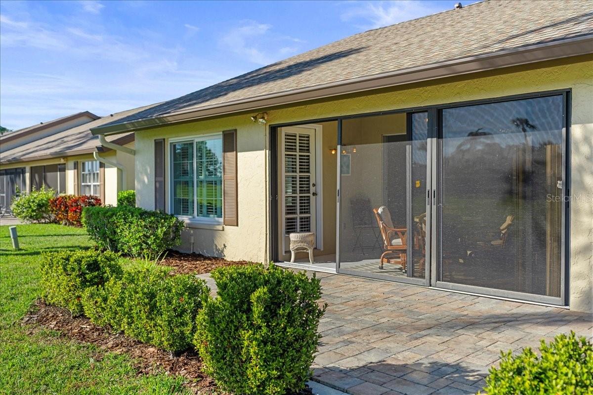 WOODLAKE VILLAS AT PALM-AIRE V - Residential