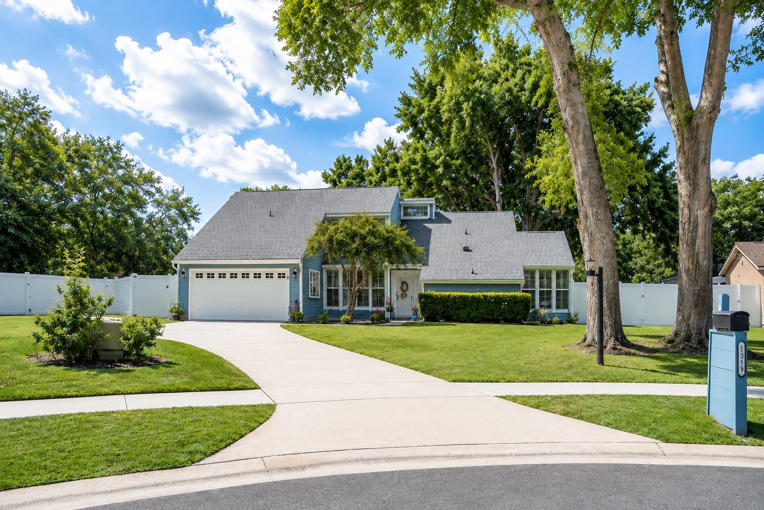 1319 SUMMERTREE COURT