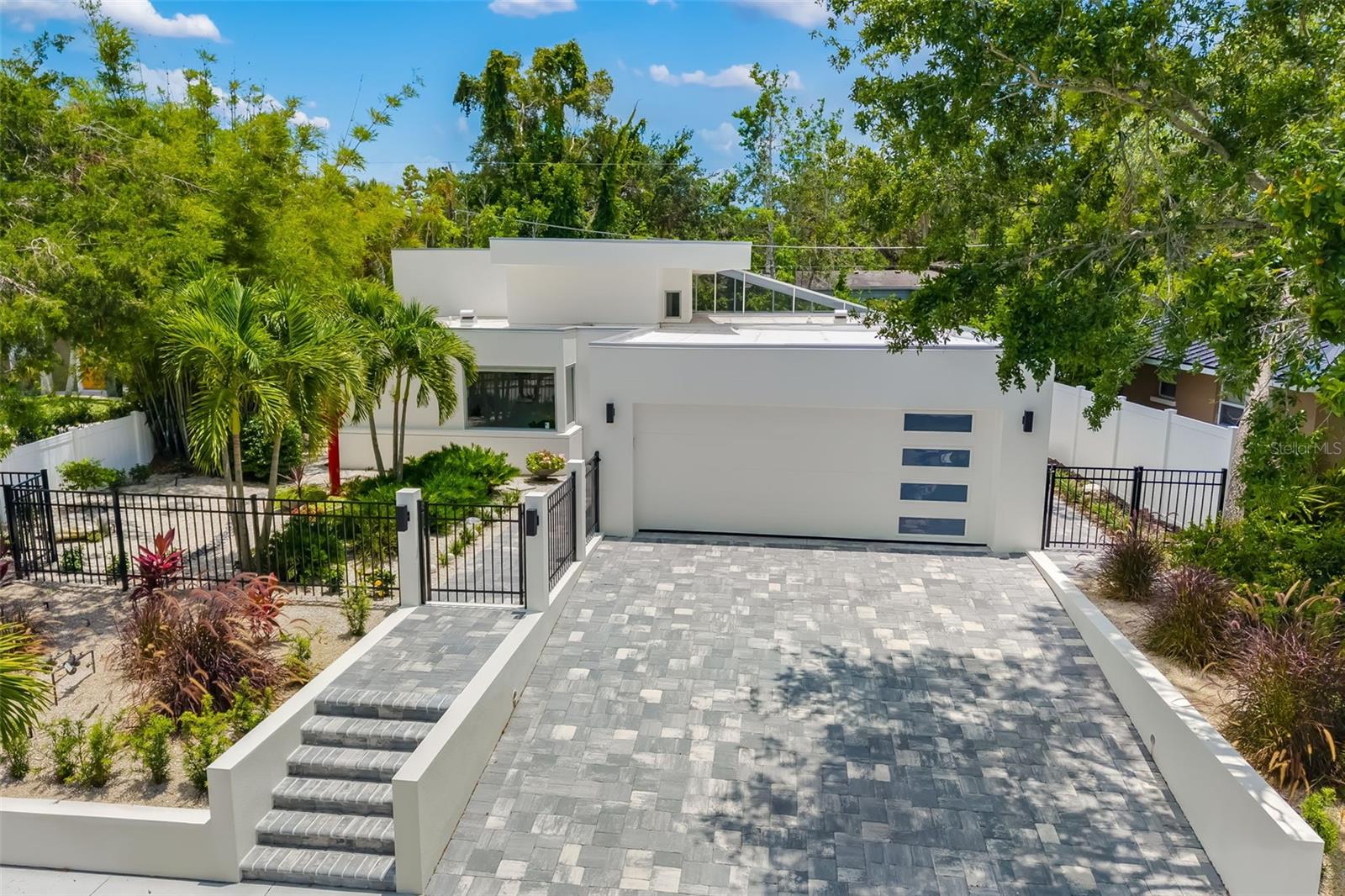 904 VIRGINIA DRIVE