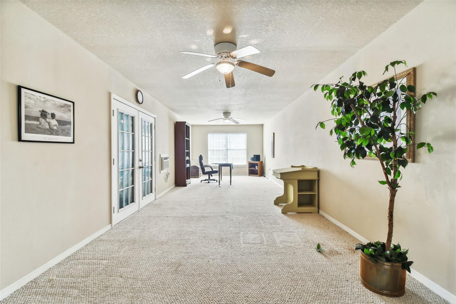 MANNHURST OAK MANORS - Residential