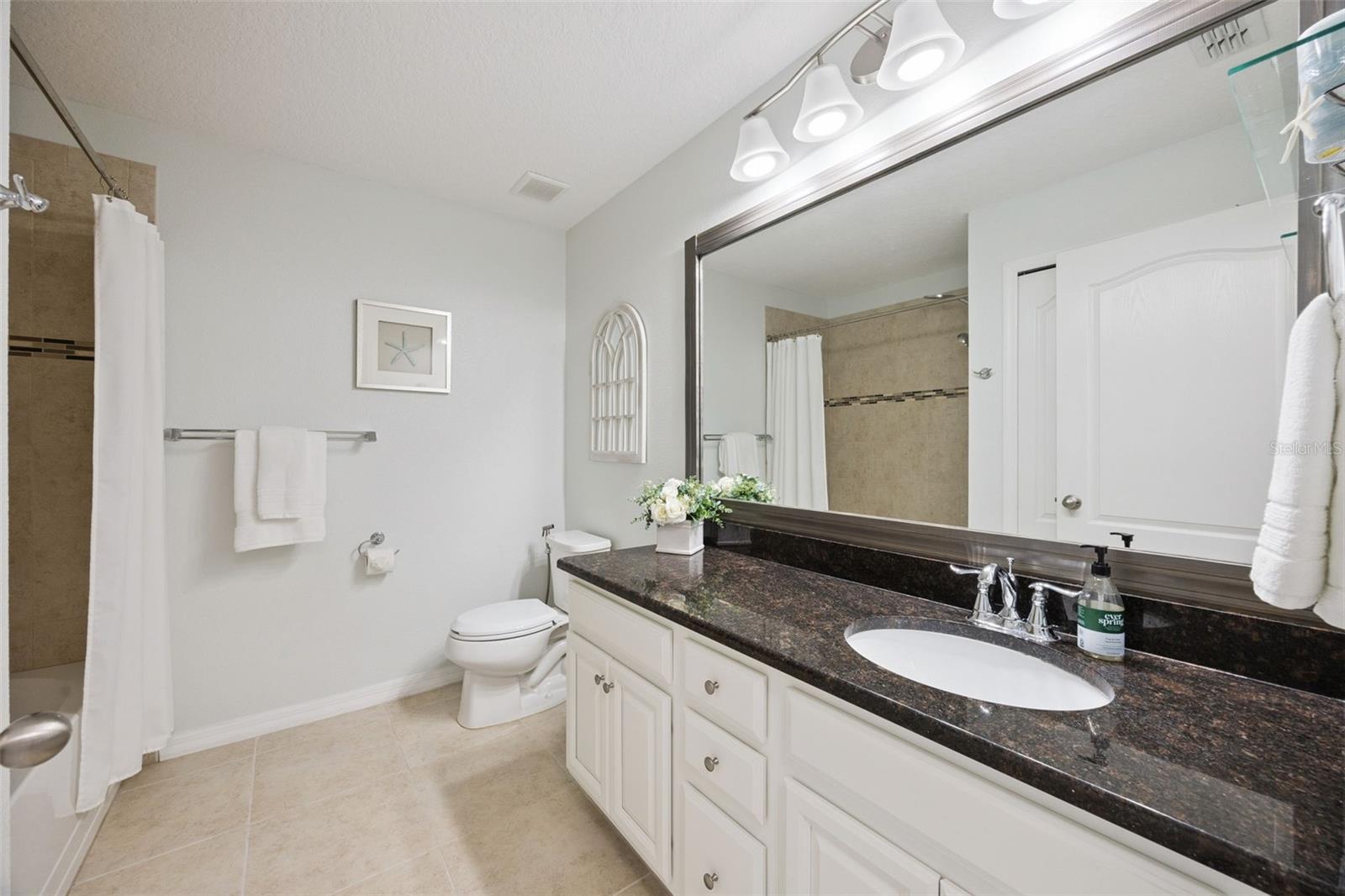 COUNTRYWALK UN #4 & 5 PH 1 2 - Residential