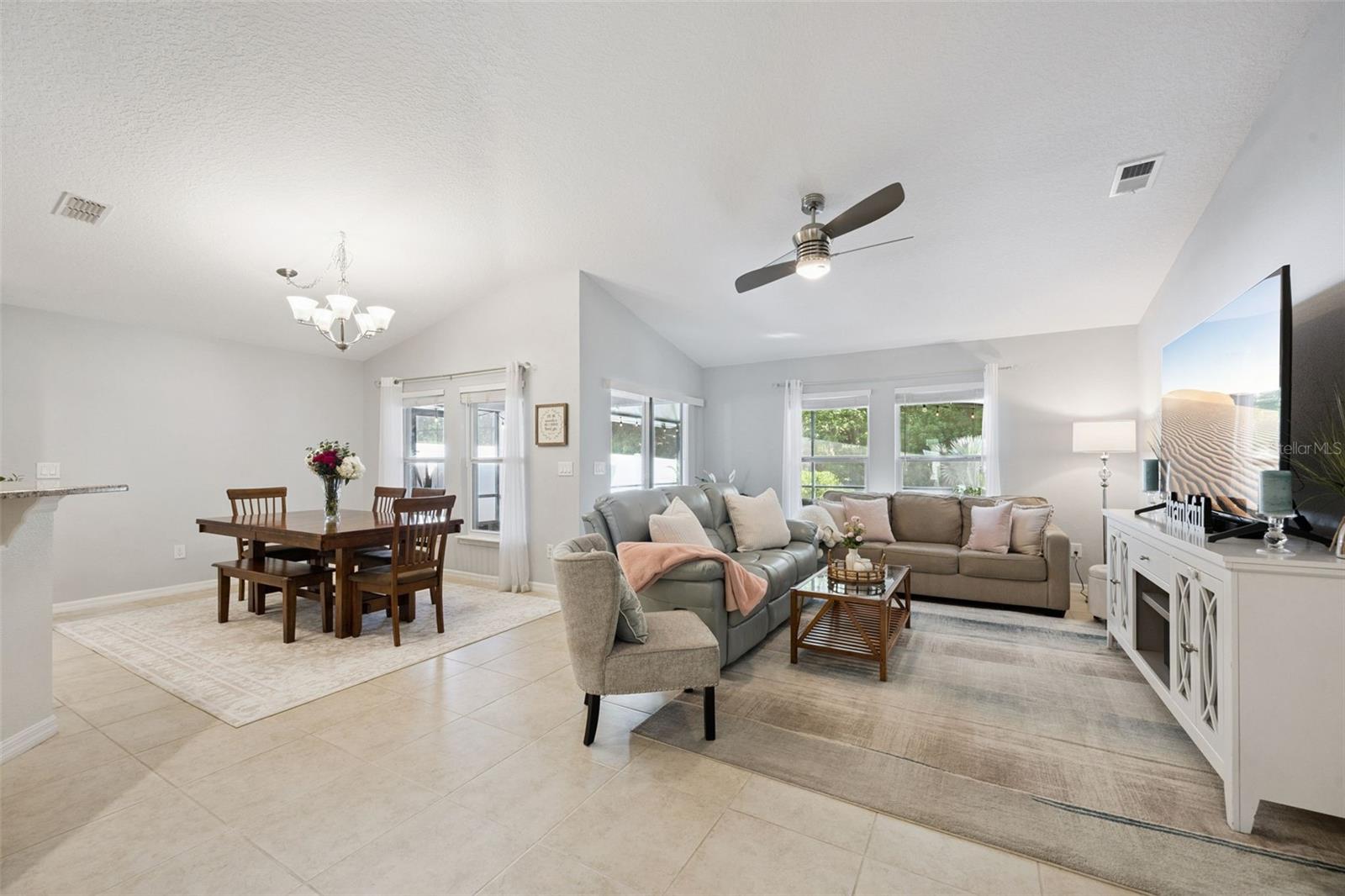 COUNTRYWALK UN #4 & 5 PH 1 2 - Residential