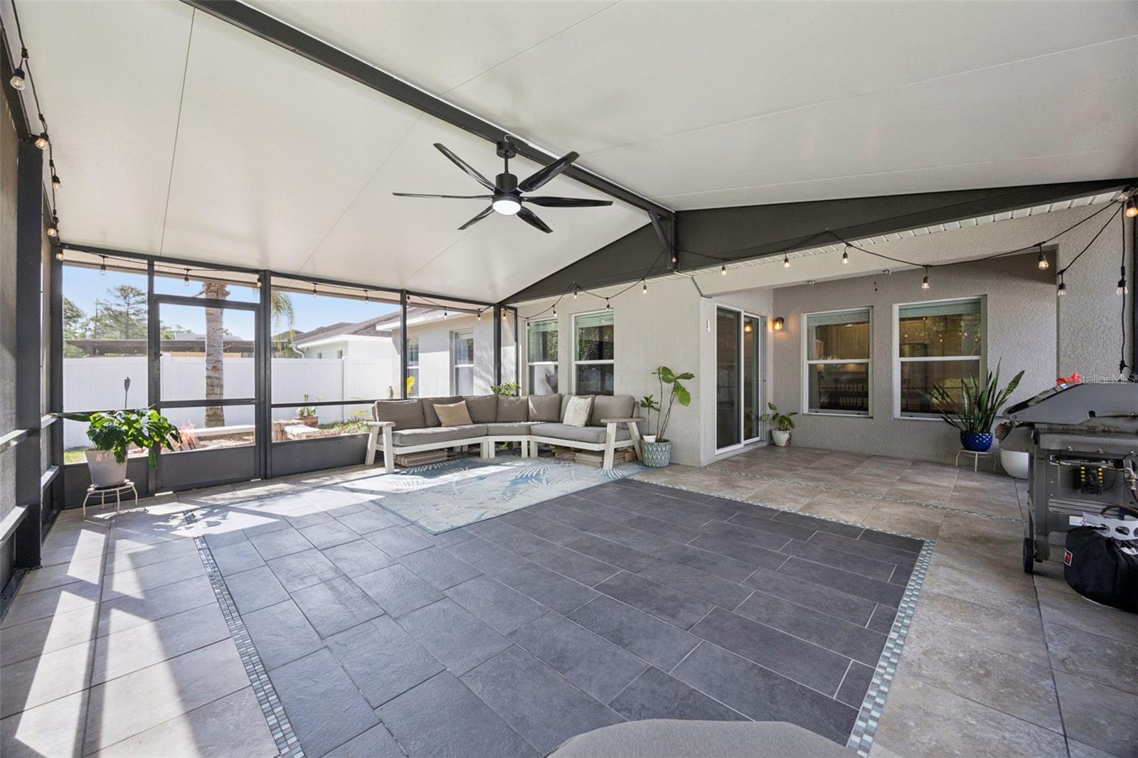 COUNTRYWALK UN #4 & 5 PH 1 2 - Residential