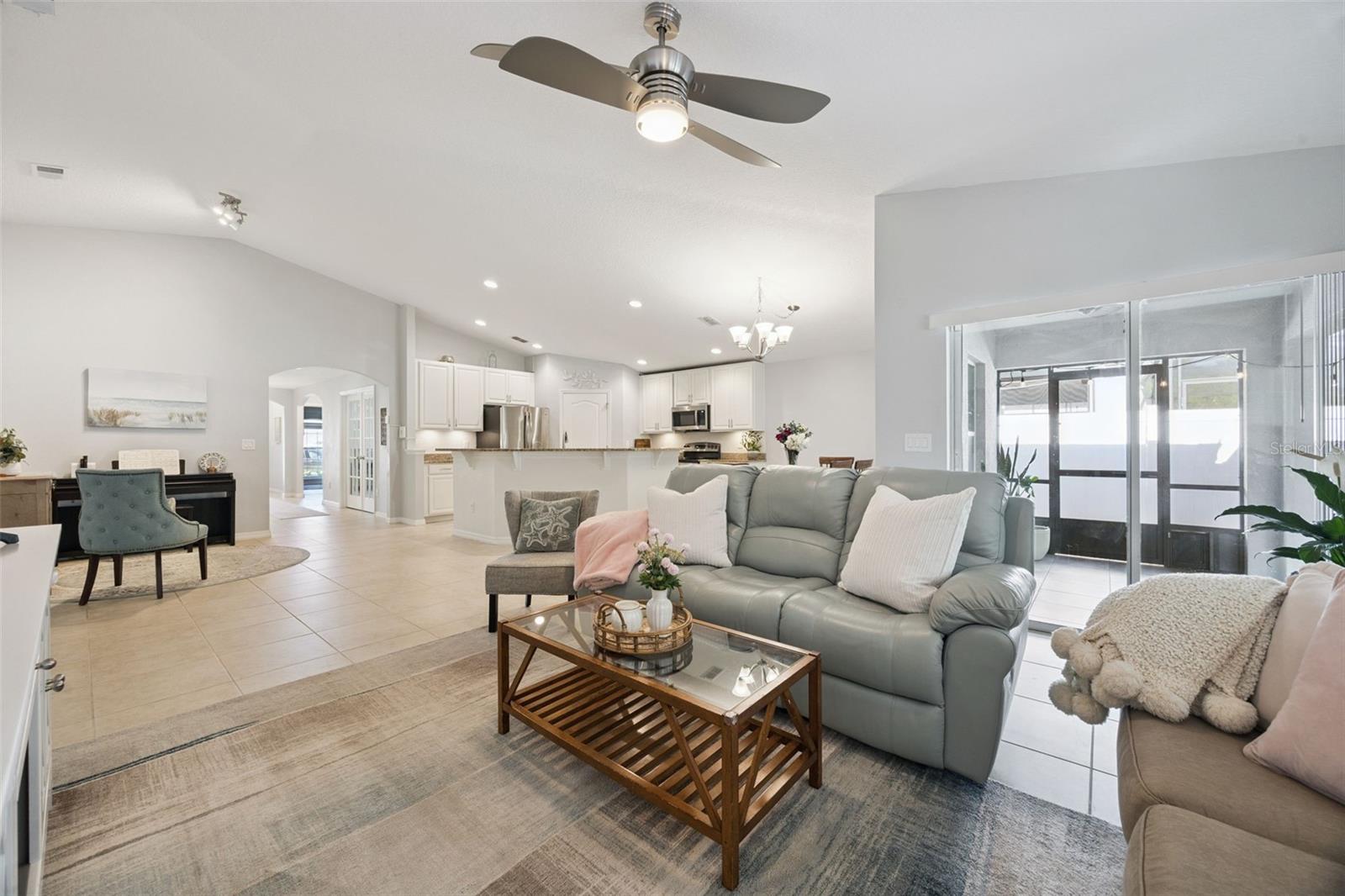 COUNTRYWALK UN #4 & 5 PH 1 2 - Residential