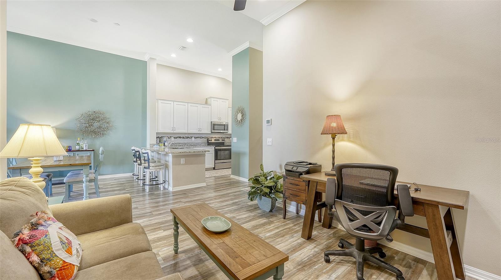 BACCIANO II AT ESPLANADE LWR PH 21 - Residential