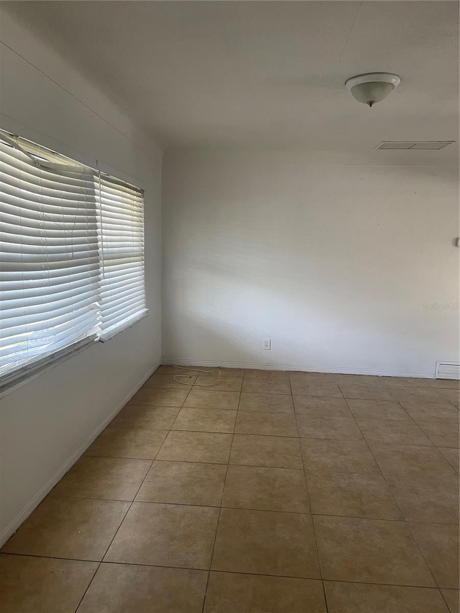 BROADACRES - Residential Lease