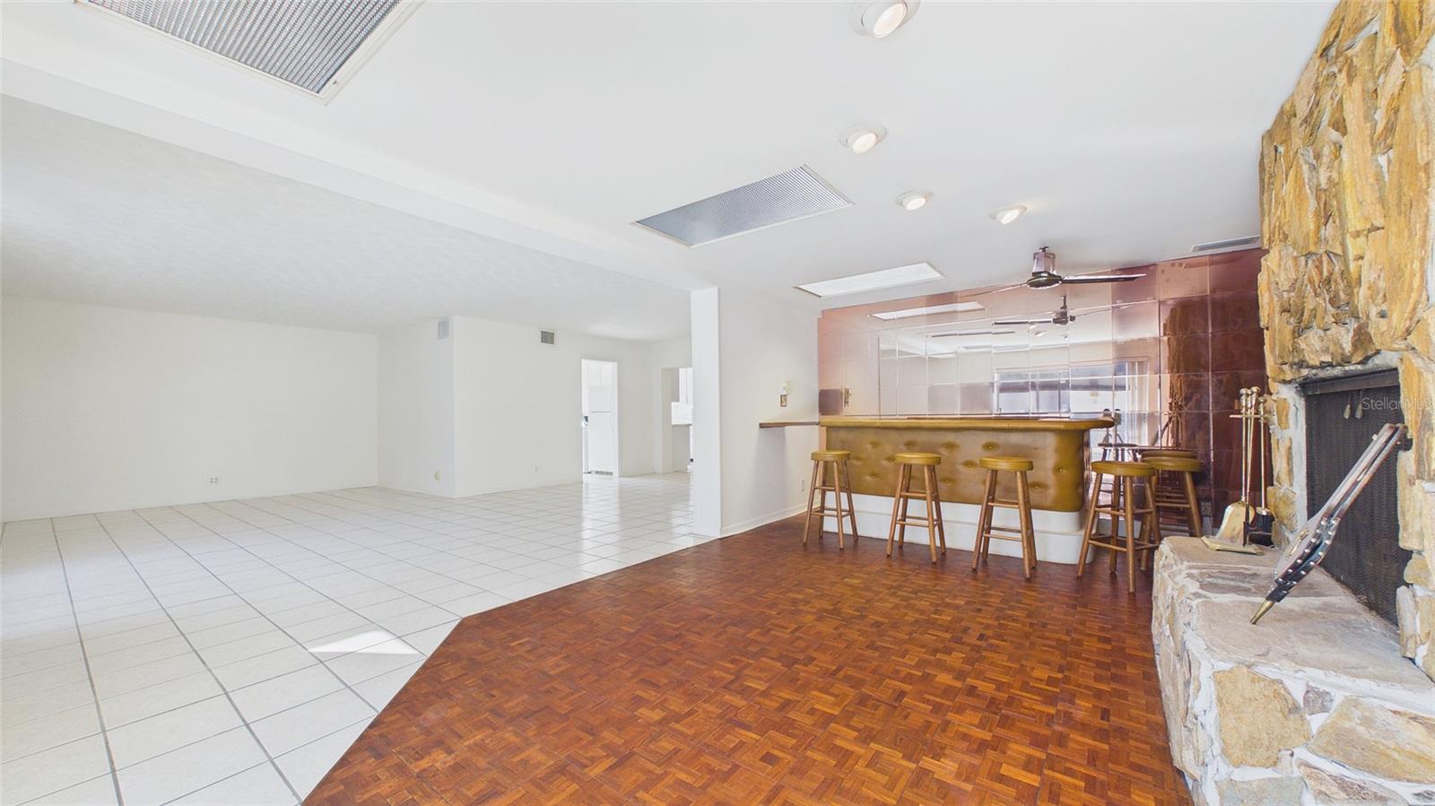 BEL MAR REV UNIT 10 - Residential