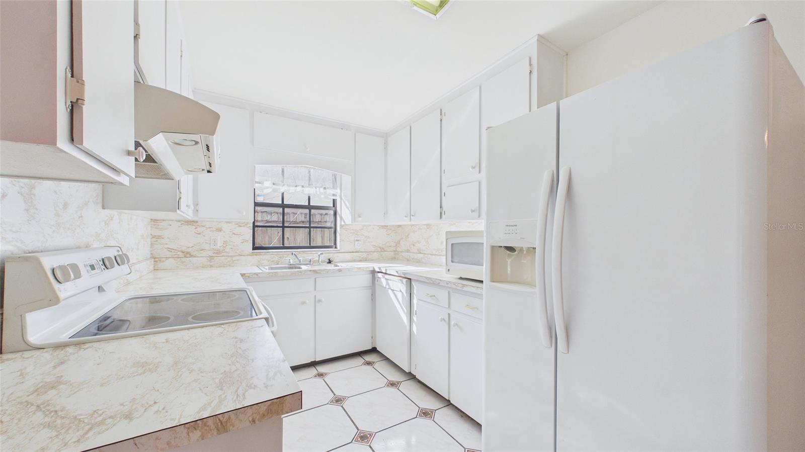 BEL MAR REV UNIT 10 - Residential